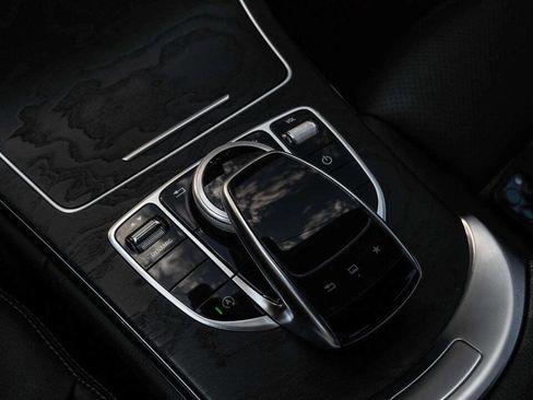 Used 2016 Mercedes-Benz C 300 4MATIC Sedan image 20