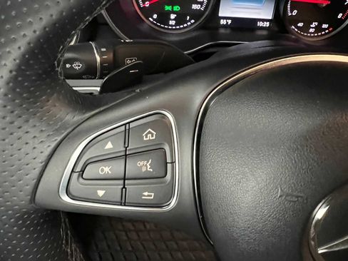 Used 2015 Mercedes-Benz C 300 4MATIC Sedan image 26