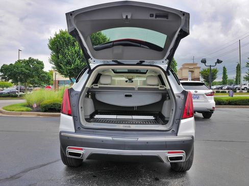 Used 2021 Cadillac XT5 Premium Luxury w/ LPO, Floor Liner Package FWD image 16