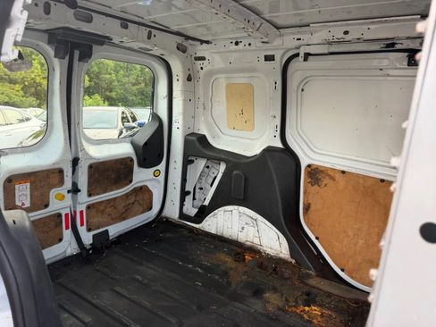 Used 2016 Ford Transit Connect XL FWD image 25
