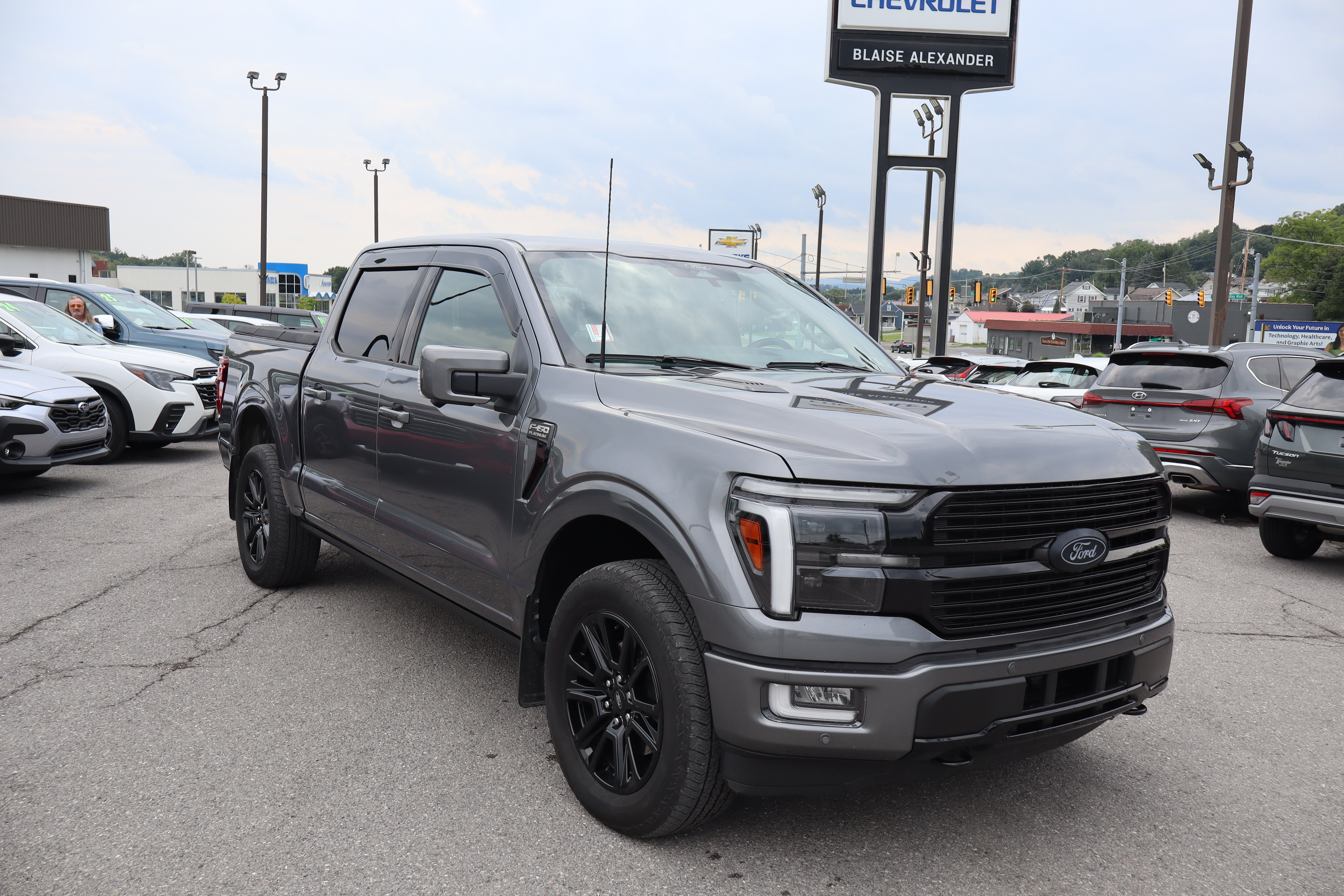 Used 2025 Ford F150 Platinum w/ Equipment Group 702A High AWD/4WD image 1