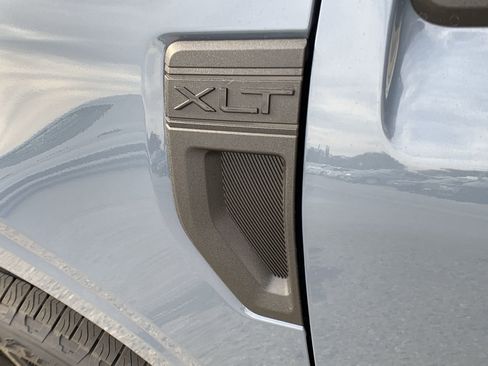 New 2025 Ford Maverick XLT w/ XLT Luxury Package image 14