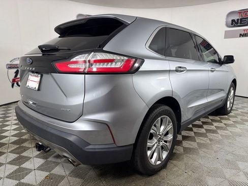 Used 2023 Ford Edge Titanium AWD/4WD image 3