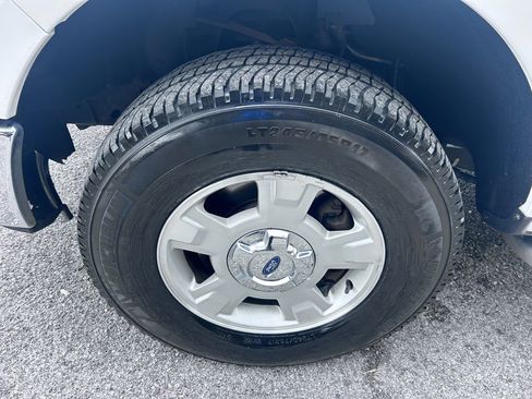 Used 2013 Ford F150 XLT w/ Trailer Tow Pkg AWD/4WD image 11