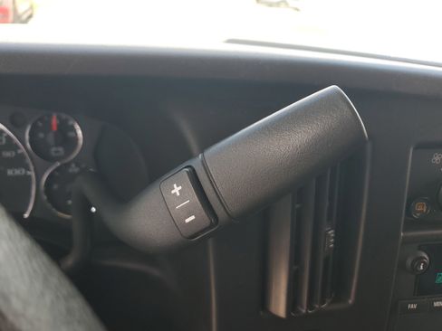 Used 2023 GMC Savana 2500 w/ Driver Convenience Package image 19