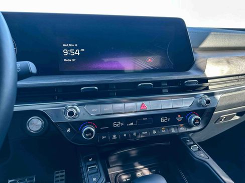 Used 2025 Kia Telluride SX Prestige X-Pro image 31
