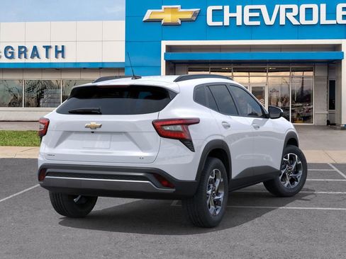 New 2026 Chevrolet Trax LT FWD image 4