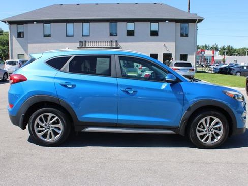 Used 2017 Hyundai Tucson SE Plus AWD/4WD image 6