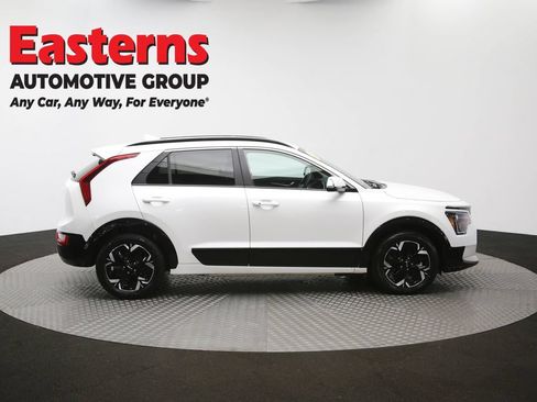 Used 2023 Kia Niro Wind w/ Wind Preserve Package FWD image 44