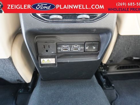 Used 2024 Jeep Grand Cherokee Limited image 19