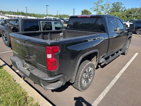 Used 2025 Chevrolet Silverado 2500 Custom w/ Custom Convenience Package AWD/4WD image 2
