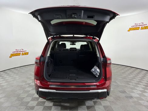 New 2026 Nissan Rogue Platinum AWD/4WD image 5