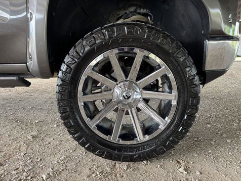Used 2019 GMC Sierra 1500 SLT AWD/4WD image 45
