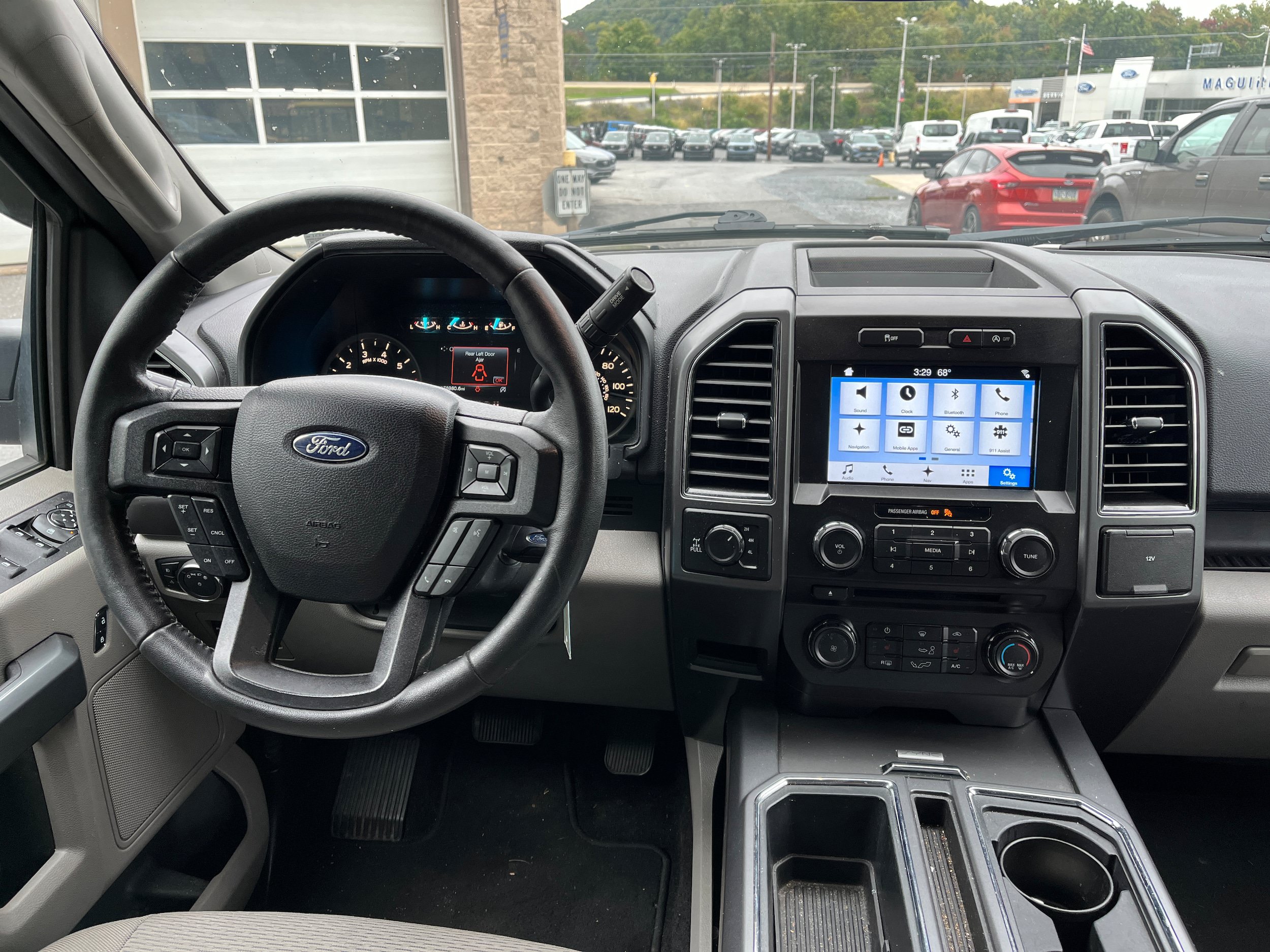 Certified 2018 Ford F150 XLT w/ Equipment Group 302A Luxury AWD/4WD image 12