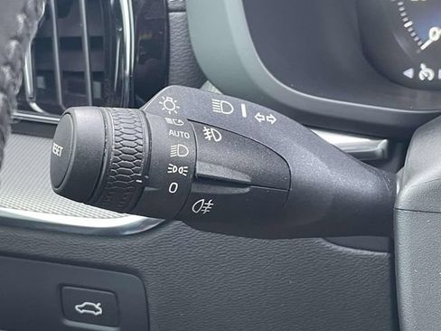 Used 2019 Volvo XC60 T5 Inscription w/ Protection Package Premier FWD image 23