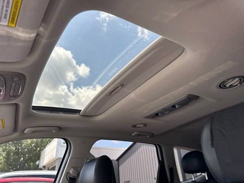 Used 2021 Kia Telluride S FWD image 9