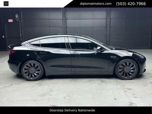 Used 2021 Tesla Model 3 Performance image 7