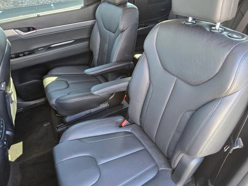 Used 2022 Hyundai Palisade SEL w/ Premium Package AWD/4WD image 8