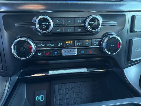 Used 2024 Ford F150 Lariat w/ Equipment Group 502A High image 27