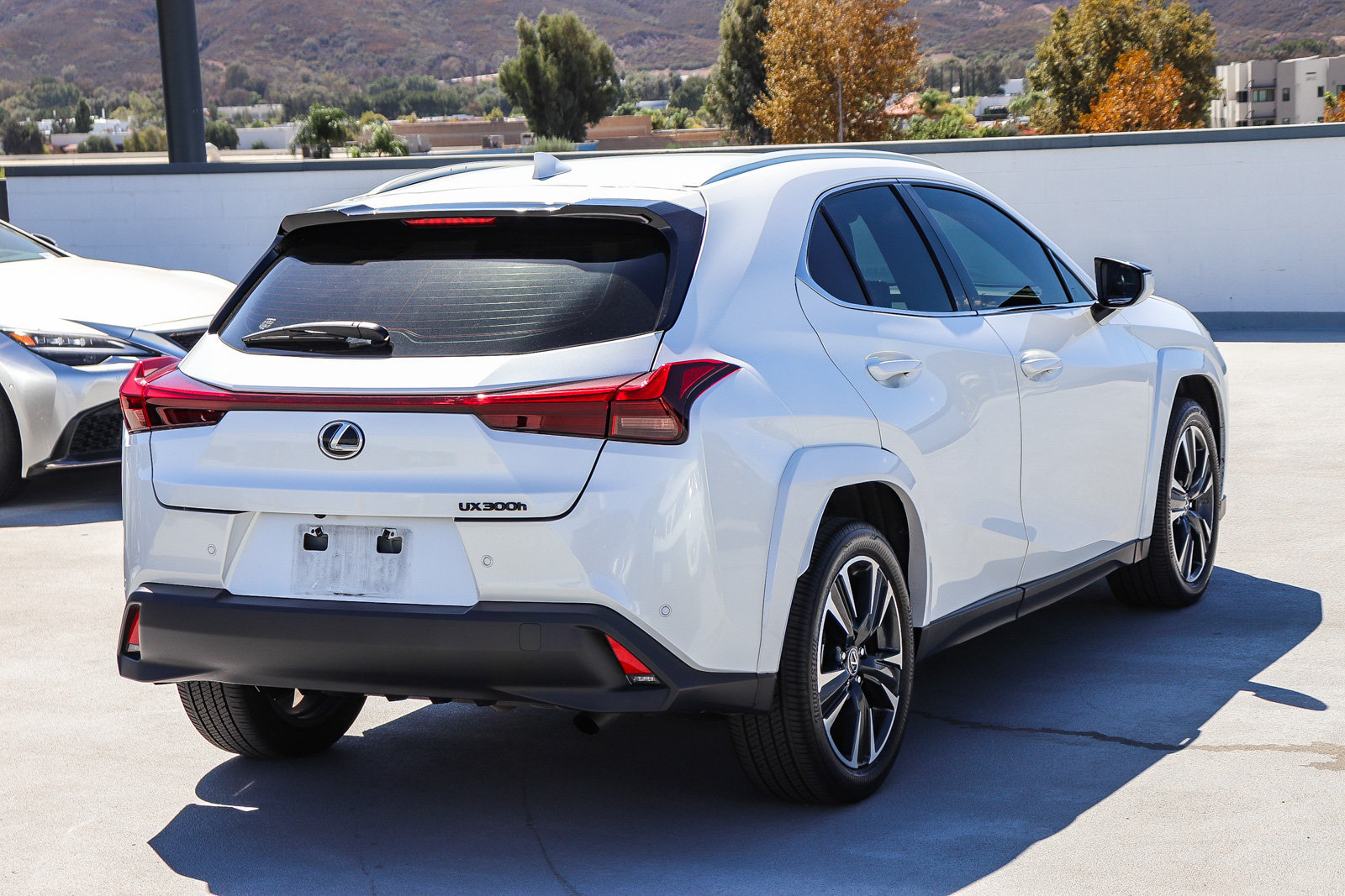 Used 2025 Lexus UX 300h FWD w/ Accessory Package (Z2) image 7
