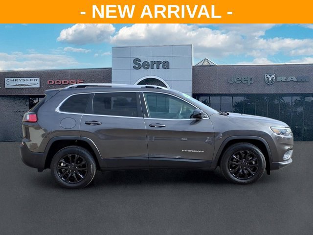 Used 2019 Jeep Cherokee Latitude Plus FWD image 8