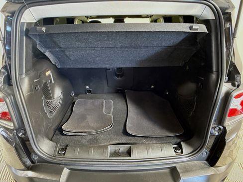 Used 2020 Jeep Renegade Latitude w/ Safety & Security Group II image 35