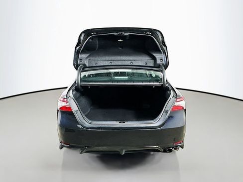 Used 2024 Toyota Camry SE image 32