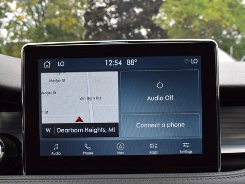 Used 2021 Lincoln Corsair FWD w/ Premium Package image 25