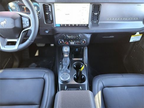 New 2025 Ford Bronco Badlands w/ Sasquatch Package image 14