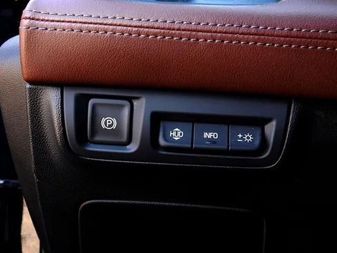 Used 2018 Buick LaCrosse Avenir w/ Driver Confidence Package #2 image 24