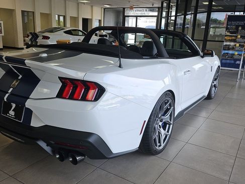 New 2026 Ford Mustang GT Premium w/ GT Performance Package RWD image 5