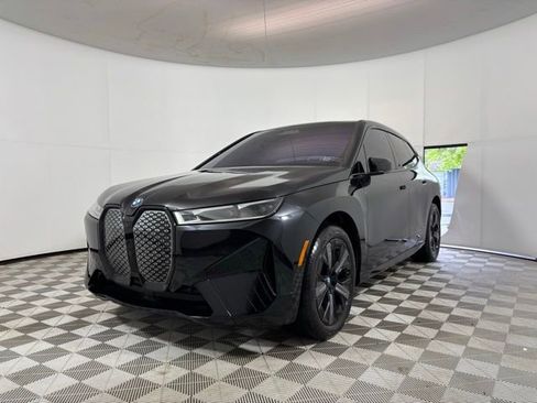 Certified 2023 BMW iX xDrive50 w/ Sport Package AWD/4WD image 3