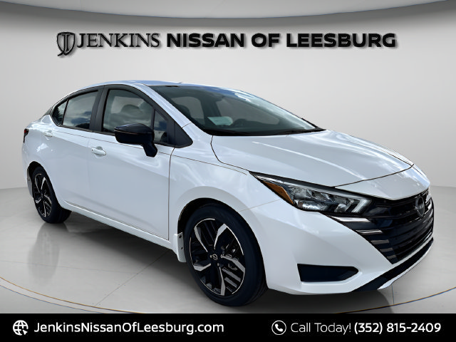 Certified 2025 Nissan Versa SR w/ Trunk Package FWD image 1