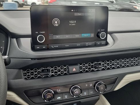 Used 2023 Honda Accord LX image 26
