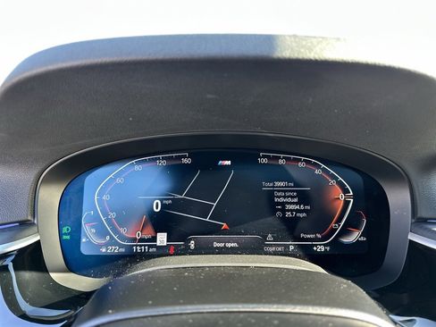 Certified 2023 BMW 540i xDrive w/ Executive Package image 34