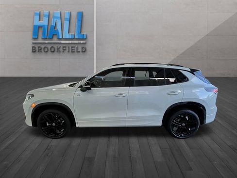 New 2026 Volkswagen Tiguan SE R-Line image 2