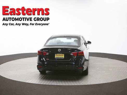Used 2022 Nissan Altima 2.5 SV FWD image 38