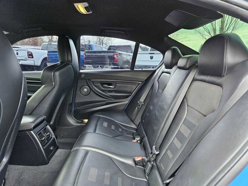 Used 2018 BMW M3 image 38