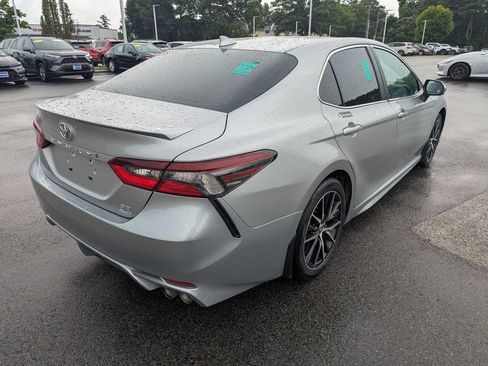 Used 2023 Toyota Camry SE w/ Cold Weather Package AWD/4WD image 6