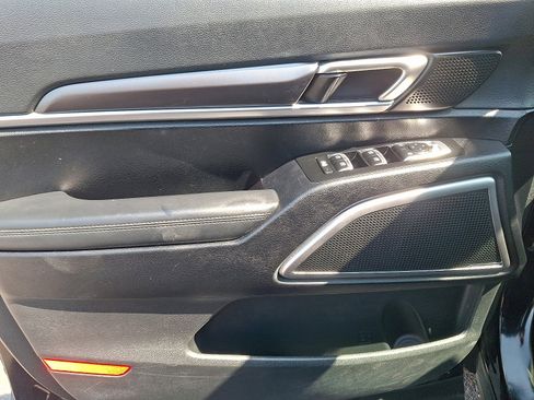 Used 2024 Kia Telluride S image 13