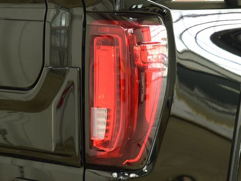 Used 2023 GMC Sierra 1500 AT4 w/ AT4 Premium Package image 24