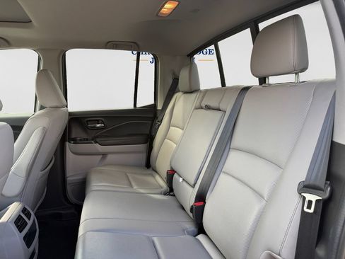 Used 2023 Honda Ridgeline RTL-E image 9