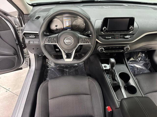 Used 2021 Nissan Altima 2.5 S FWD image 13