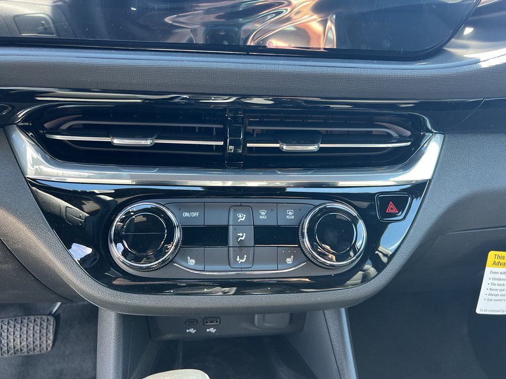 New 2026 Buick Envista Sport Touring w/ Convenience I Package FWD image 12