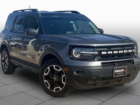 Used 2021 Ford Bronco Sport Outer Banks w/ Outer Banks Package (96D) AWD/4WD image 3