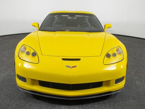 Used 2006 Chevrolet Corvette Z06 RWD image 2