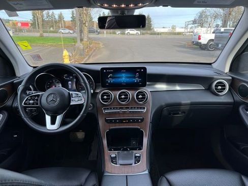 Used 2020 Mercedes-Benz GLC 300 image 14