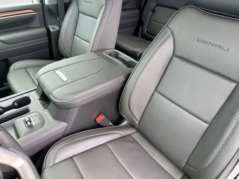 New 2025 GMC Sierra 2500 Denali w/ Technology Package image 27