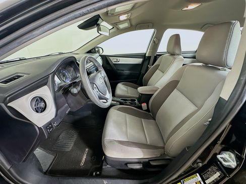 Used 2017 Toyota Corolla LE w/ Carpet Mat Package (TMS) FWD image 13