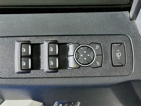 Used 2019 Ford F250 Lariat w/ Lariat Value Package image 20